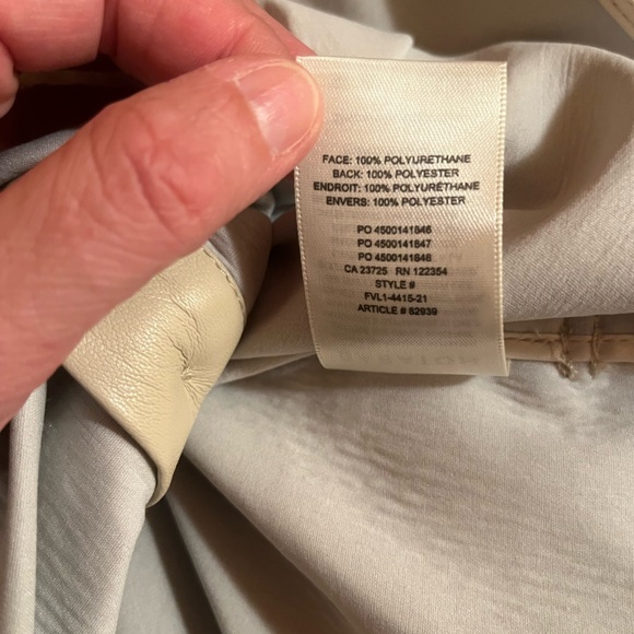 LAST CHANCE | Aritzia Babaton Ava Vegan Leather Shirt Jacket in Sand White - Picture 8 of 8